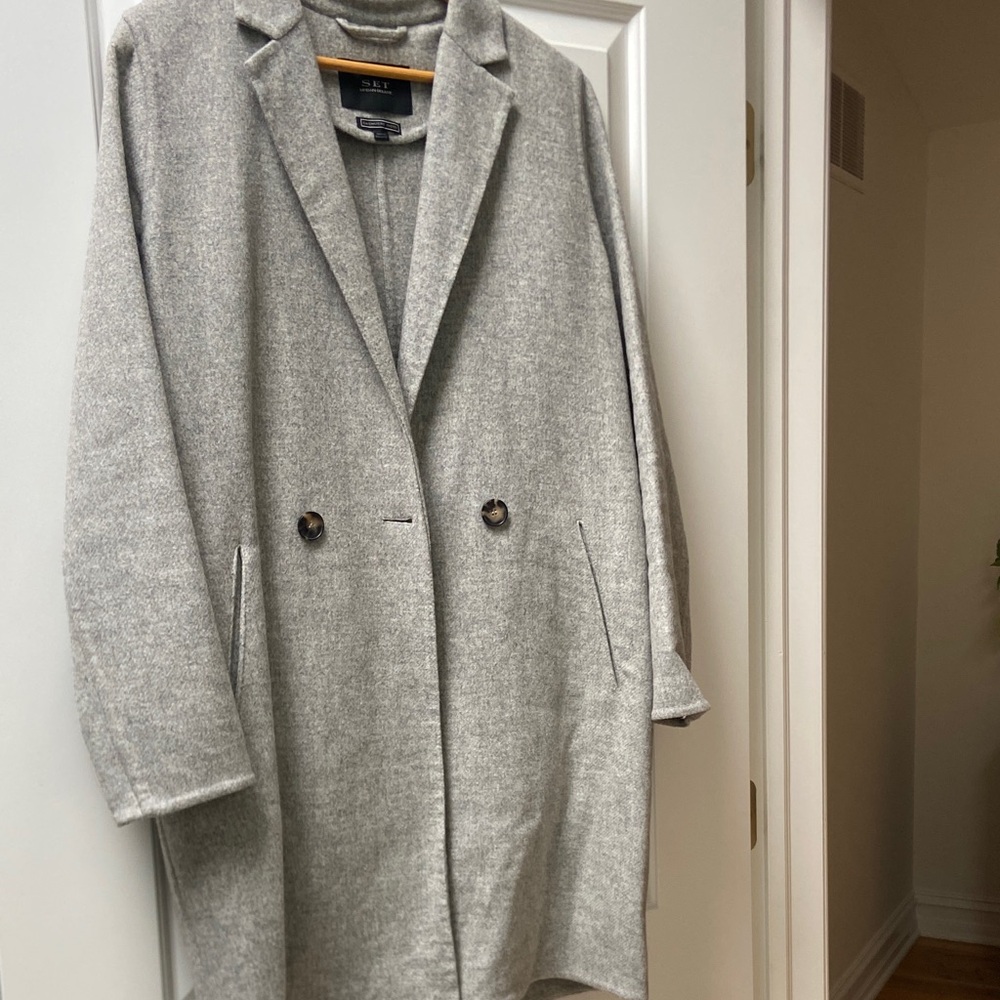 SET Light Gray Double-Button Trench Coat